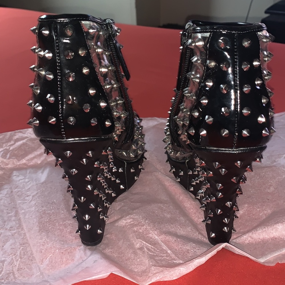 Posh heels! Hot Buy! - Picture 3 of 4